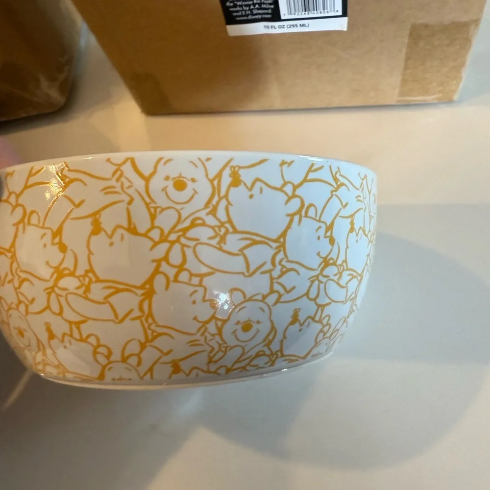 Winnie the Pooh Themed Bowl - Gold and White